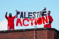 UK: Palestine protesters scale Israeli arms factory walls as police watch