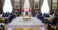 Recep Tayyip Erdogan with Hamas delegation