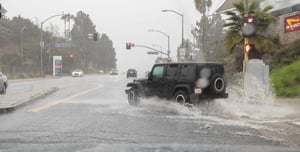 Flooding and mass evacuation: the storm "Hilary" hits California