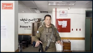 Lt.-Col. (res.) Jonathan Conricus gives a tour of Hamas' misdeeds in Shifa Hospital.