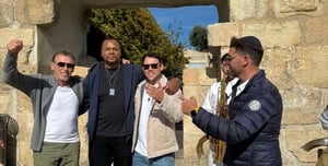 After the Visit to Gaza Strip Envelope: the Hollywood Producer Arrived at the Western Wall