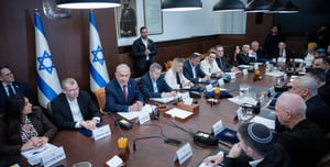 Netanyahu to Ministers: We Know "Roughly" the Location of Sinwar