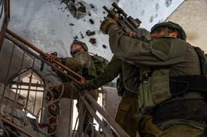 IDF soldiers operating in Khirbat Ikhzaa.