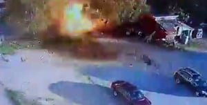 The car containing Hezbollah activists blowing up.