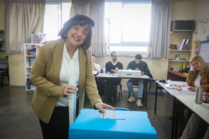 Beit Shemesh Mayor Aliza Bloch doing her democratic duty.
