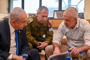 Netanyahu and Israeli defense chiefs.