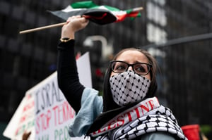 Protesters supporting Palestinian rights