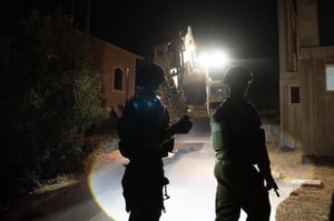 IDF demolishing terrorist's home