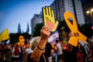 Demonstrators protest calling for the release of Israeli hostages 