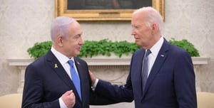 Joe Biden with Binyamin Netanyahu