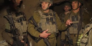 Halevi touring Lebanon bunker