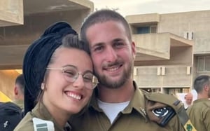 Soldier ordered his wife flowers for Shabbat – They arrived after his funeral