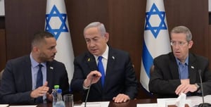 Netanyahu discussing the intelligence proposal in the Knesset 