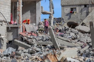 Displaced Palestinians return their homes after the announcement of ceasefire between Hamas and Israel in Nuseirat Refuge Camp of Gaza City, January 19, 2025.