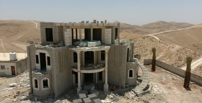 Without hindrance: a huge Palestinian city is being built in Gush Etzion