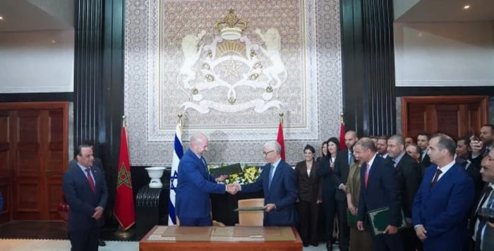 Ohana in the Moroccan Parliament. Archive