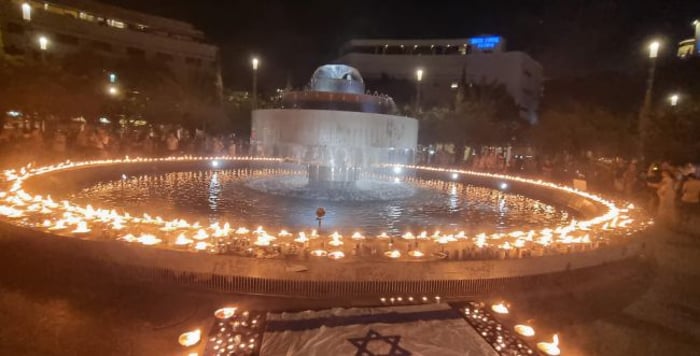 1391 Torches were Lit in Dizengoff Square in Memory of the Murdered