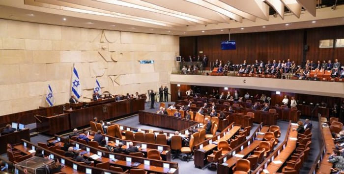 Economic Aid Plan Passes First Knesset Vote