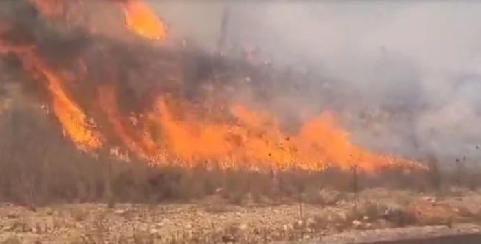 Huge fire breaks out near Rehelim: first row of houses evacuated