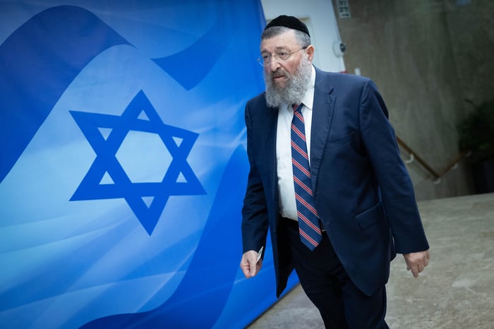 Labor Minister Yoav Ben Tzur.