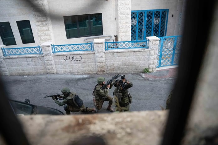 IDF surrounds hospital in Tubas, Samaria; Demands terrorist bodies