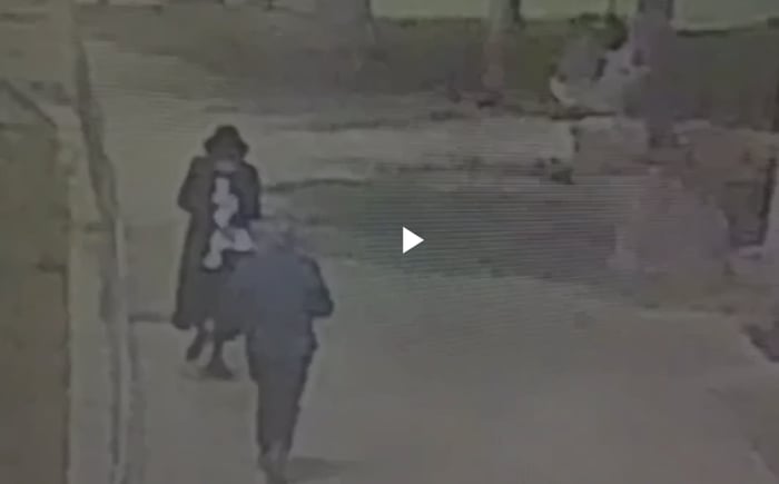 WATCH: Haredi man attacked by Arab man in East Jerusalem 