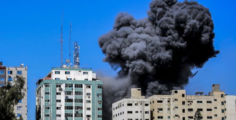 Explosion in the Gaza Strip, archive