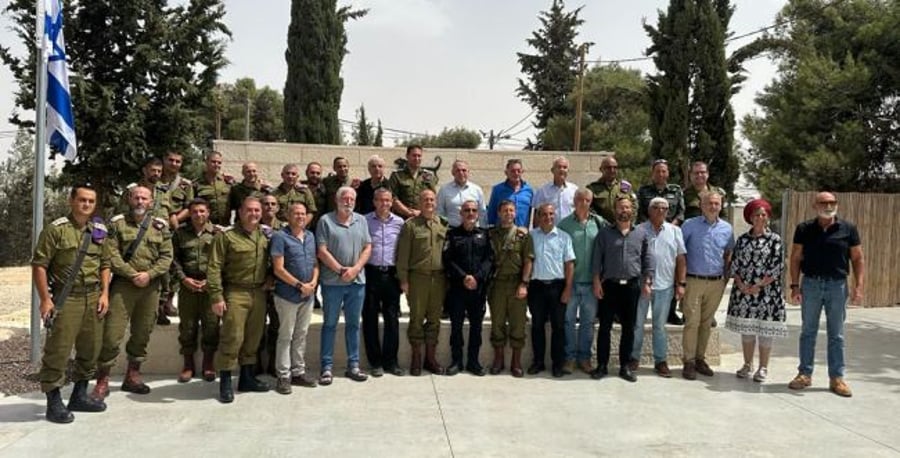 The heads of the councils with the commander of the Central Command