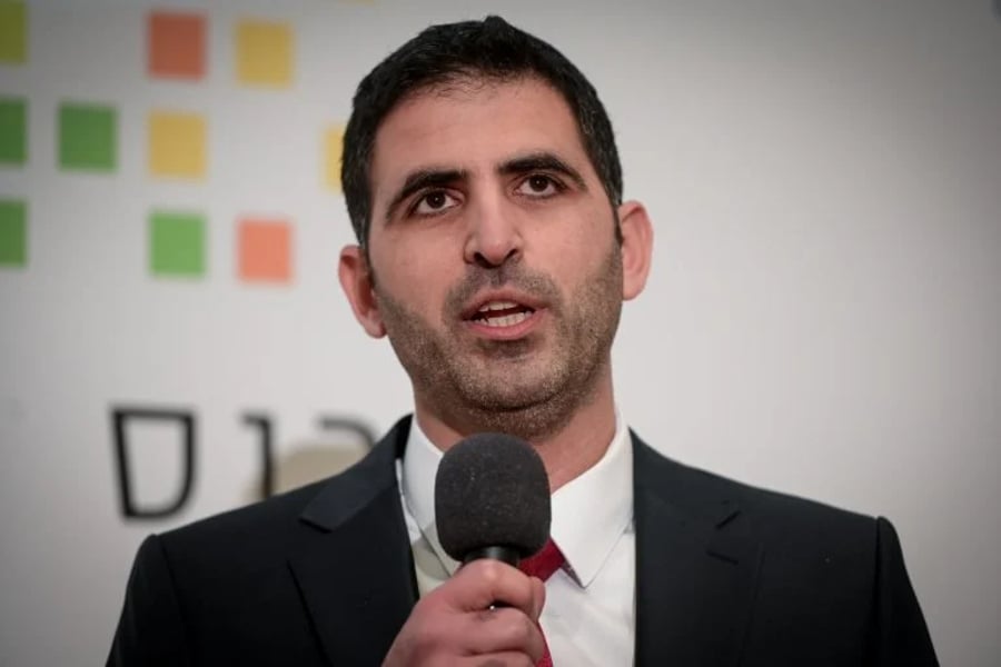 Communications Minister Shlomo Karhi