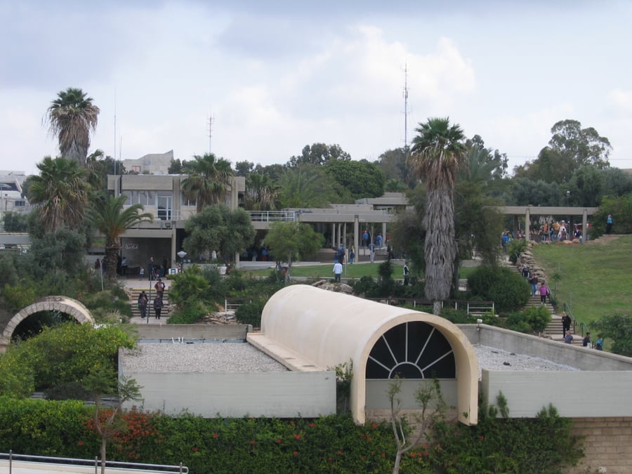 An archeological museum displaying ruins of another kind this year. Eretz Israel Museum.