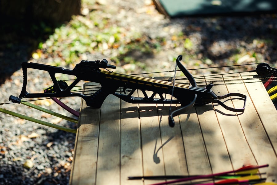 Crossbow weapon similar to the one used in the attack