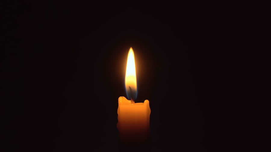 Memorial candle