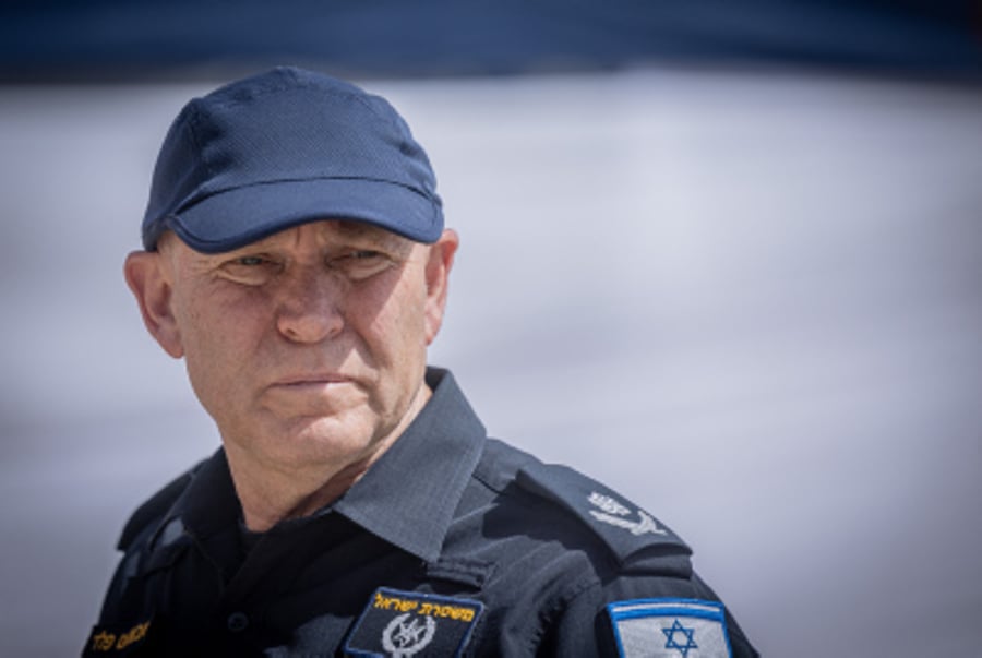 Police deputy commissioner Avshalom Peled at the Western Wall