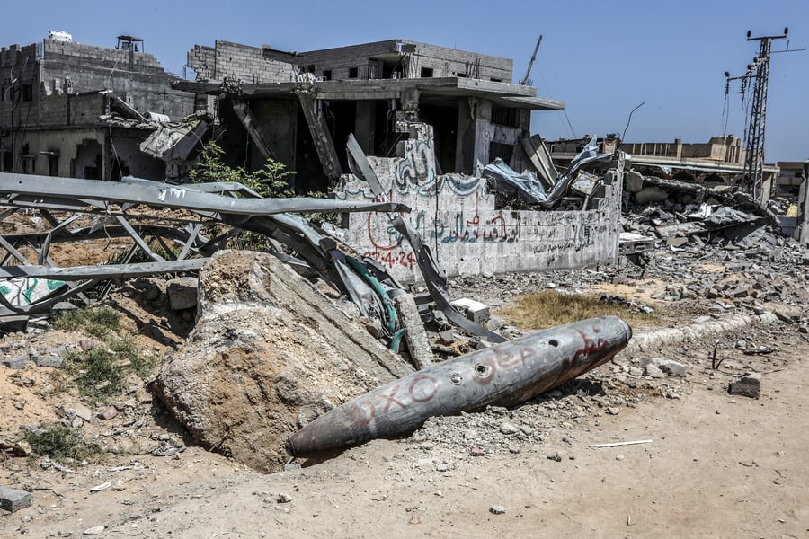 After an Israeli military operation the Al-Qarara area in the city of Khan Yunis in the southern Gaza Strip, on June 14, 2024