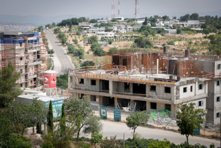 Construction of a new neighborhood in Gush Etzion, 2023