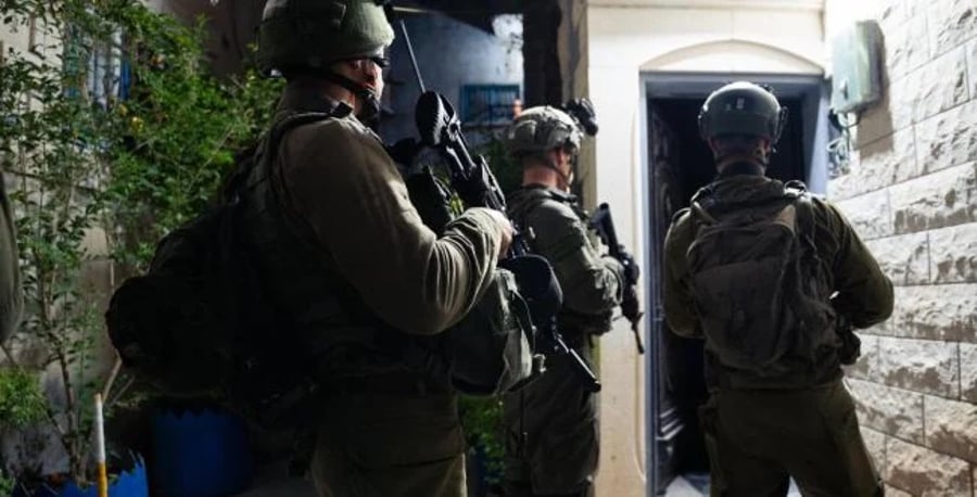 IDF forces operate in West Bank