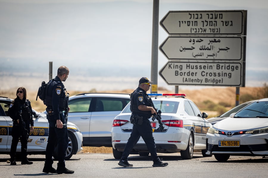 Israeli security forces near Allenby Bridge attack.