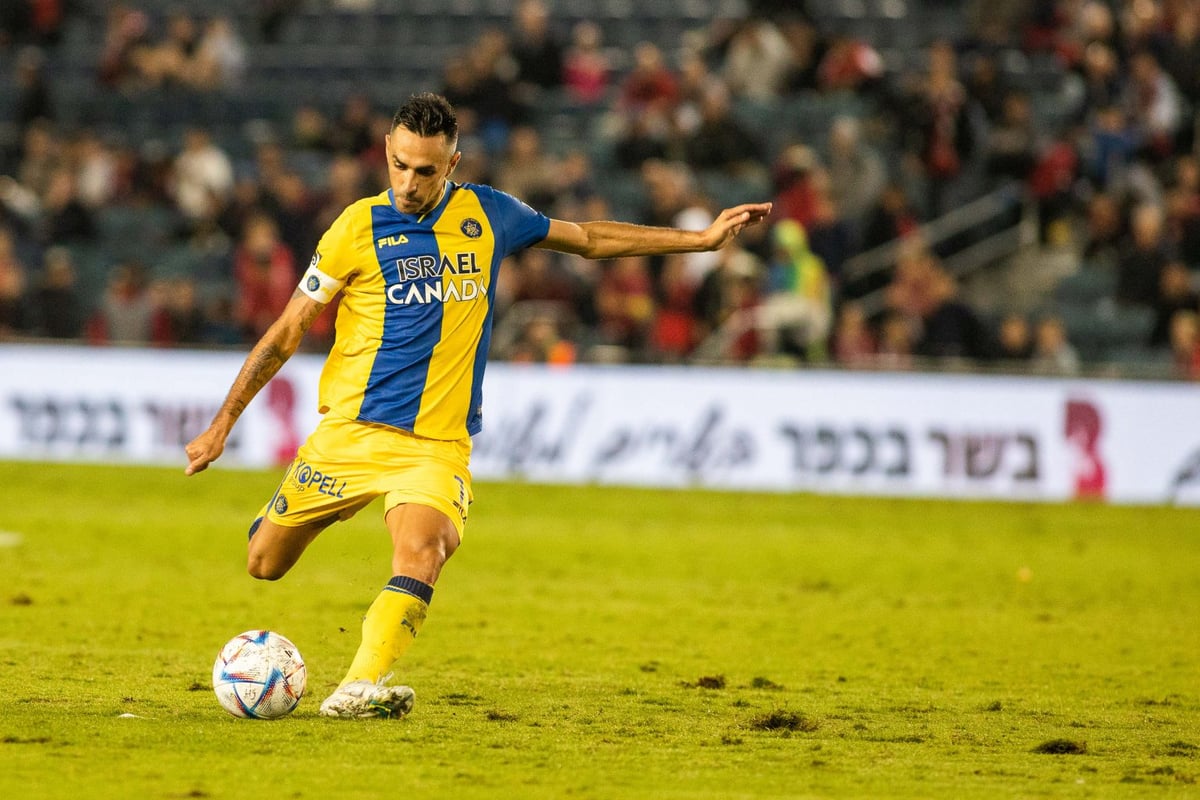 Eran Zahavi, the all-time derby goalscorer