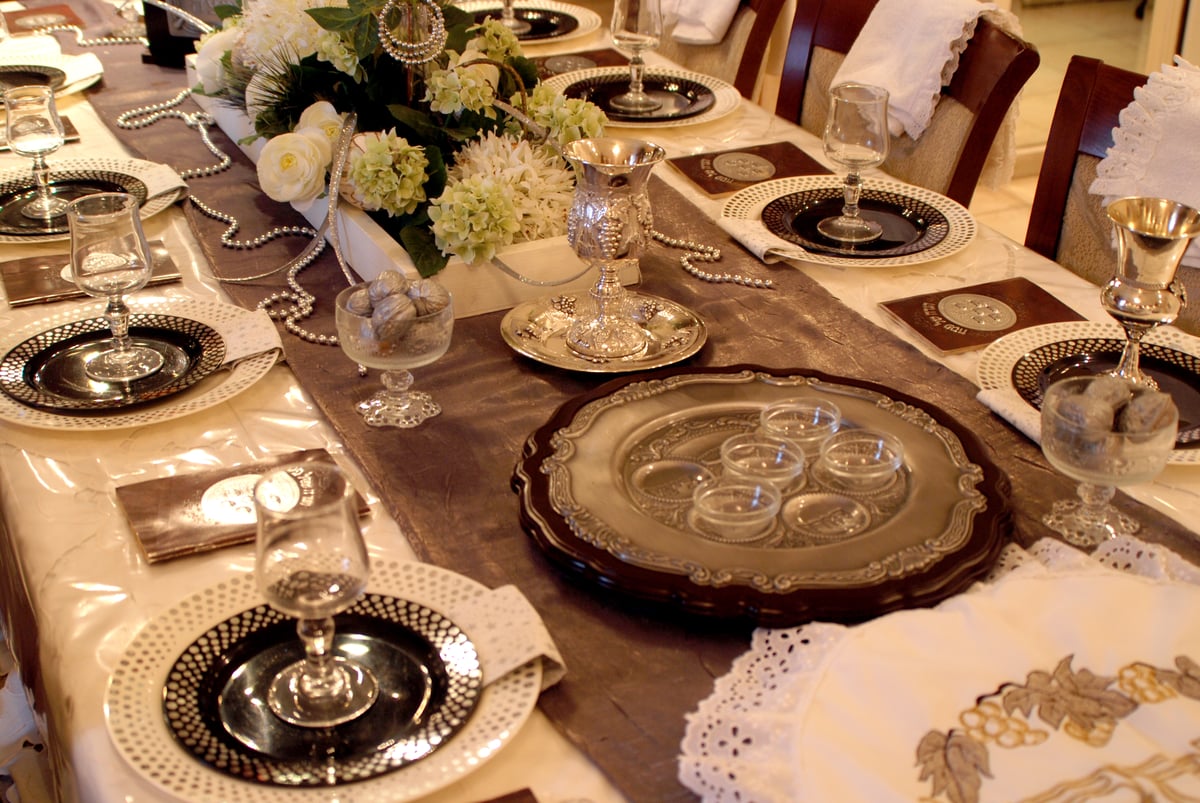 Pesach Seder table