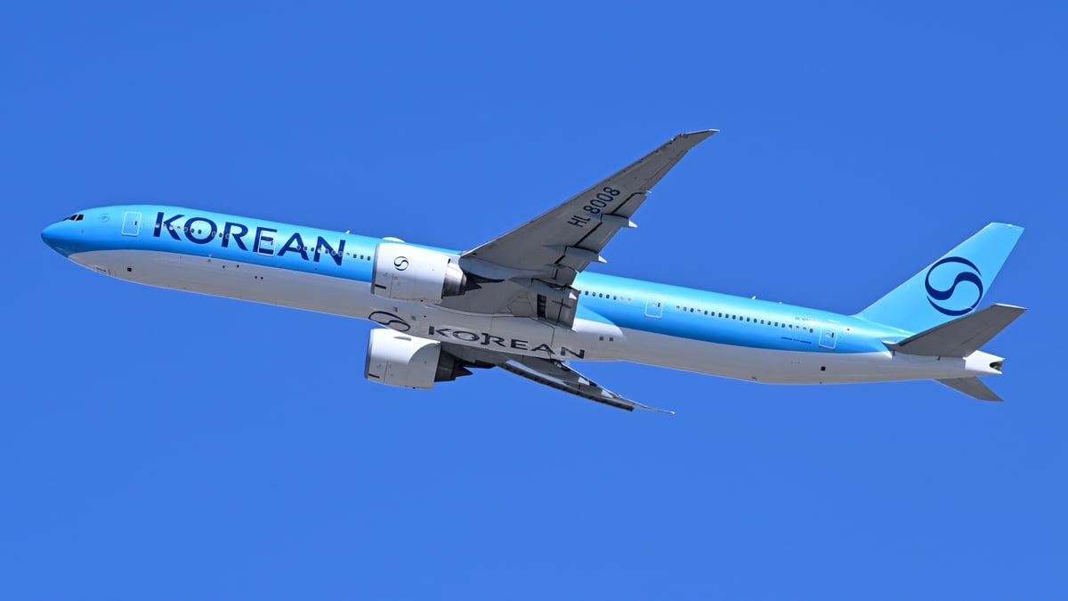 Korean Air Boeing 777 