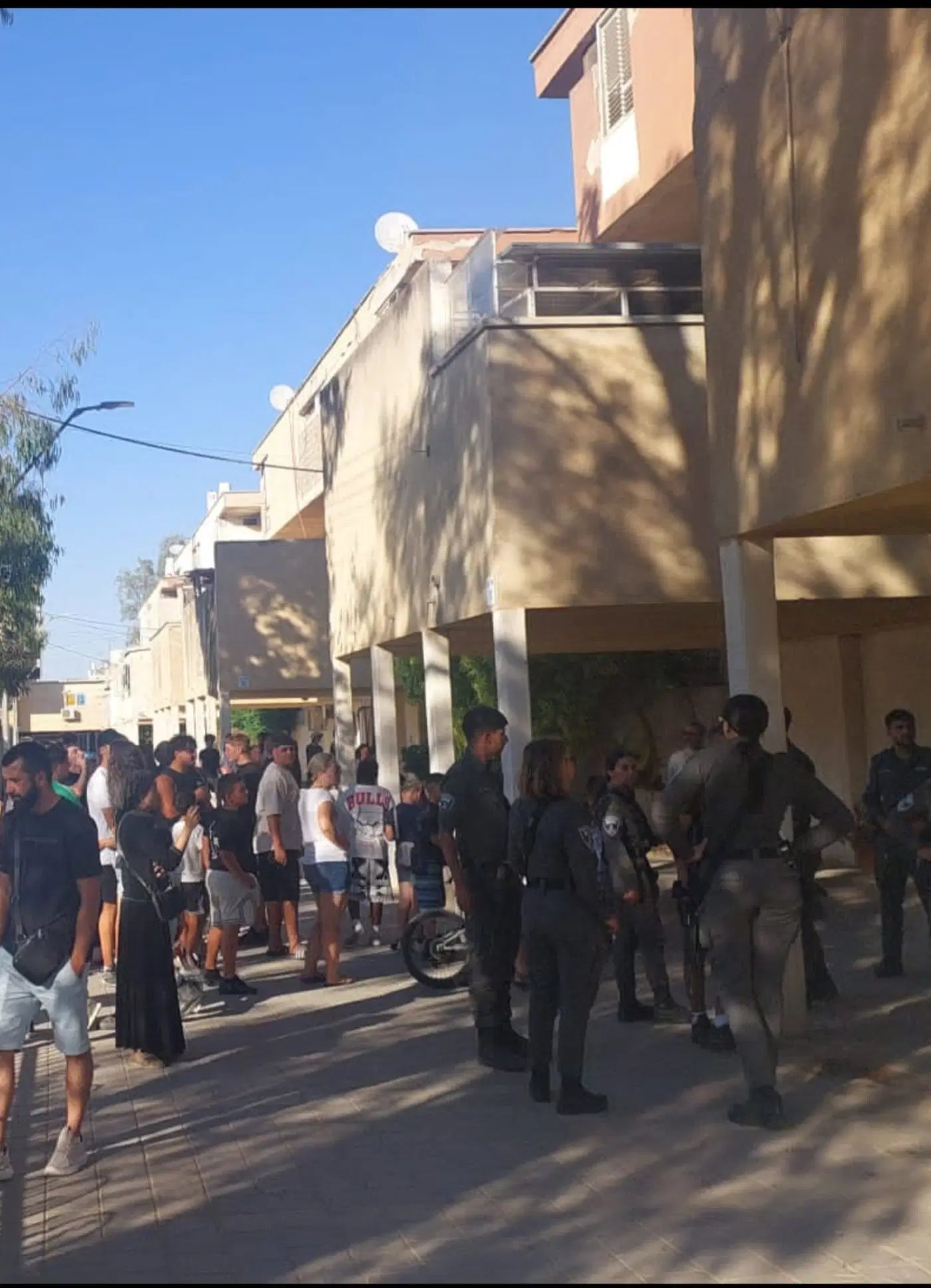 Fighting breaks out in Arad