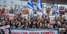 Families at protest to return hostages