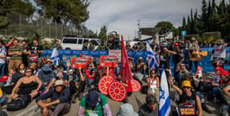 Left wing protesters block roads in Jerusalem