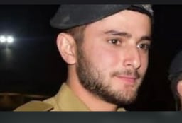 Capt. Ido Voloch, 21