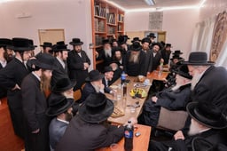 The Gathering at the Badatz Office