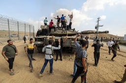 Palestinians storm Israeli territory, east of the city of Khan Yunis, south of the Gaza Strip, October 7, 2023.