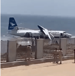 Plane Crash-Lands on Mogadishu Beach