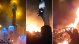 Iranians protest against the regime