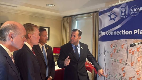 Dagan with Republican lawmakers.