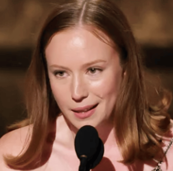 Hannah Einbinder